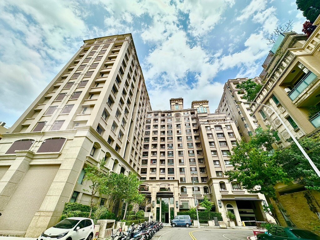 日安花園社區大廈